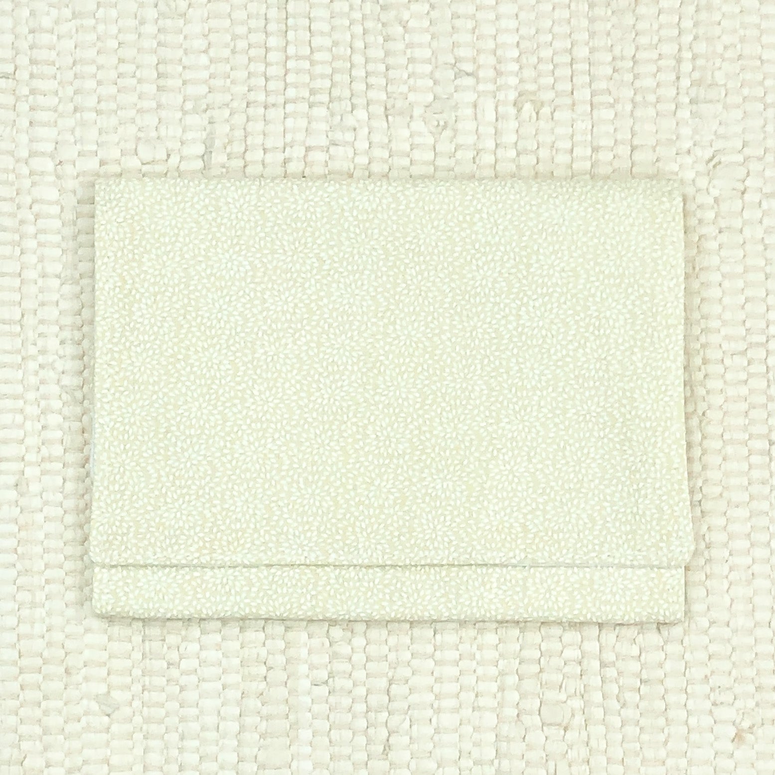 ivoery white One-Pocket Fabric Organizer for Classroom Organization